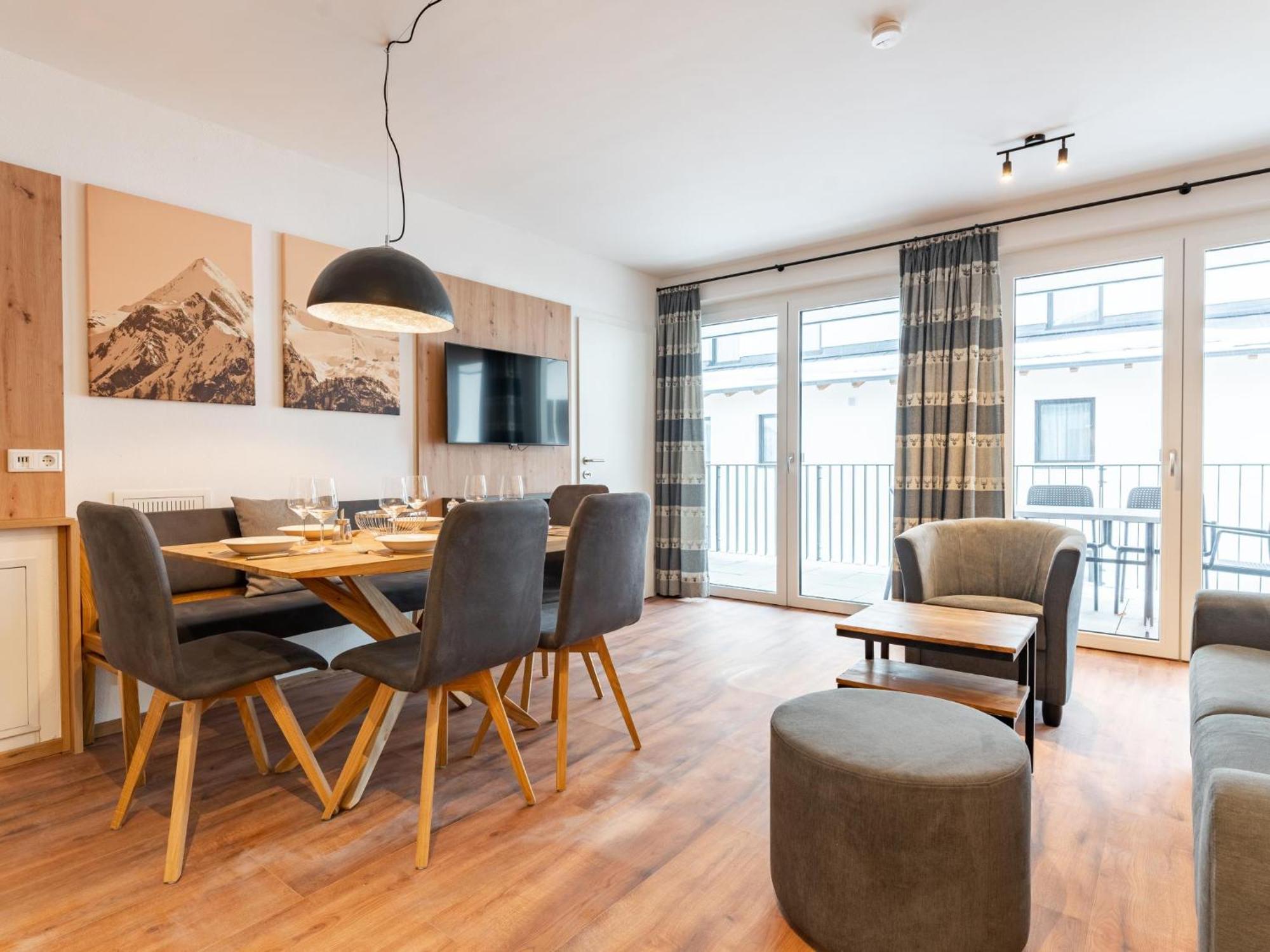 Falken Suites Top 4 Kaprun Eksteriør billede