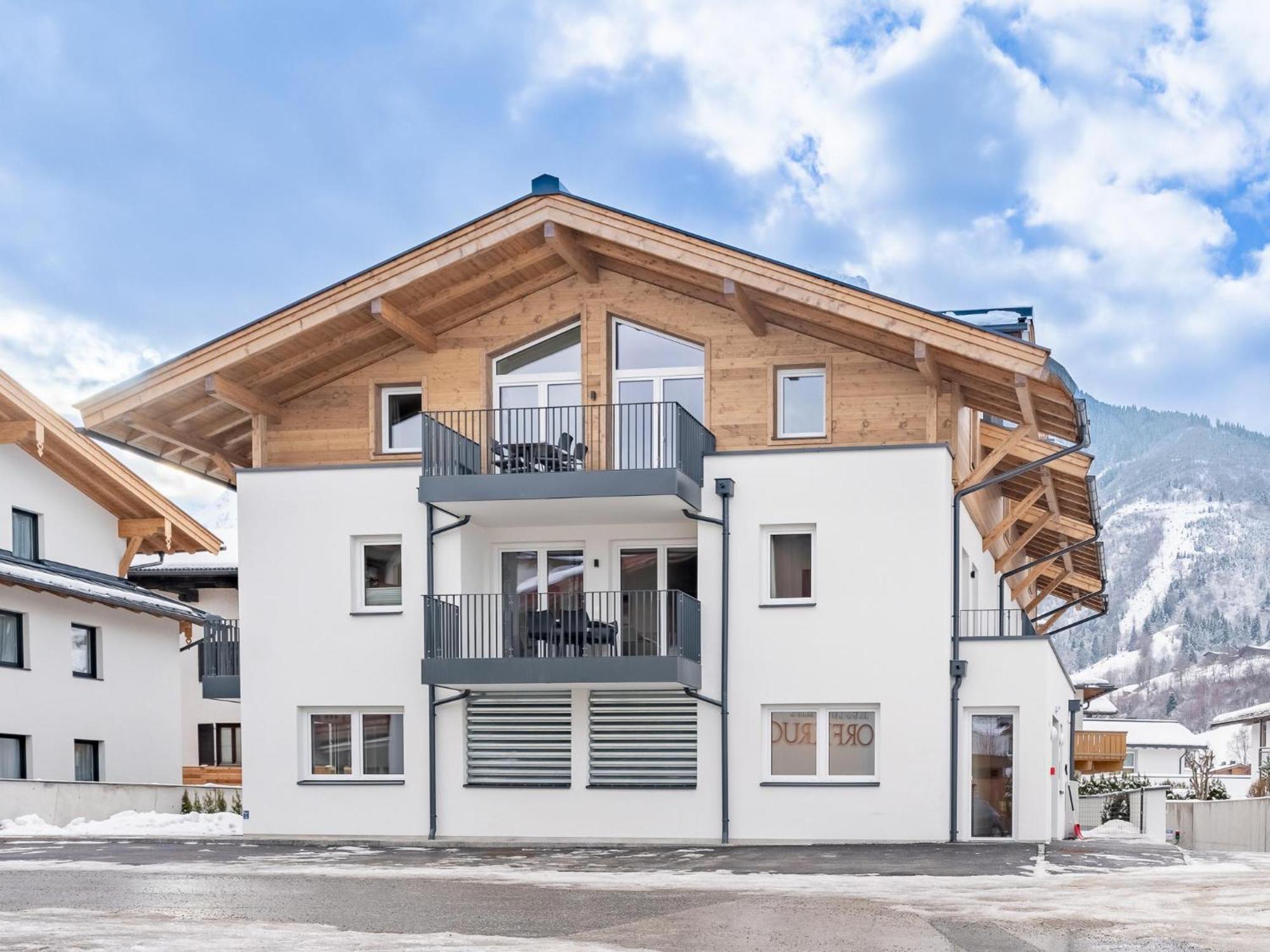 Falken Suites Top 4 Kaprun Eksteriør billede